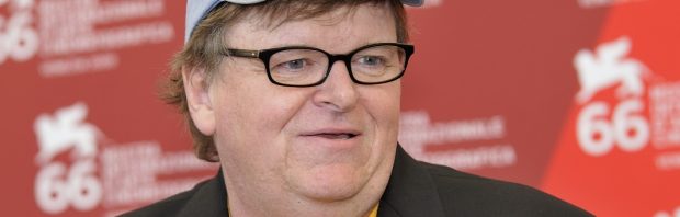 Michael Moore ontmaskert klimaatbeweging in gratis film. Vergeet alles wat je dacht te weten over groene energie