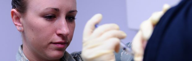 5 mensen STERVEN bij test coronavaccin in Oekraïne