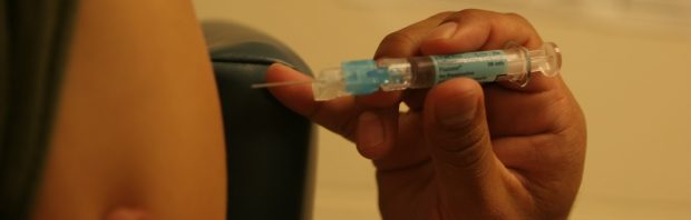 Staten VS mogen mensen die coronavaccin weigeren beboeten of gevangenzetten