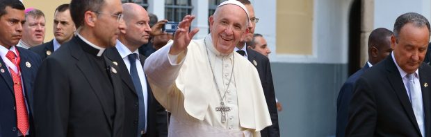 Paus Franciscus pleit voor ‘Nieuwe Wereldorde’ na pandemie