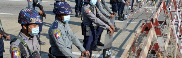 Voormalig directeur corona-vaccinatieprogramma Myanmar gearresteerd wegens hoogverraad
