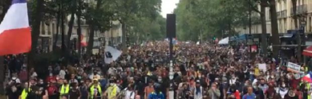 Wat een beelden! MILJOENEN Fransen de straat op tegen vaccinpas