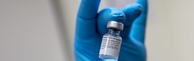 Zweedse arts slaat alarm over agressieve en zeldzame kankers na ‘coronavaccinatie’