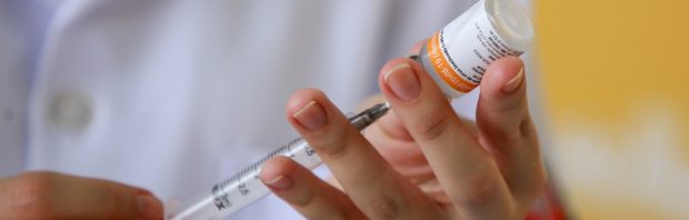 Nieuwe hulplijn voor vaccinatieschade op eerste dag compleet overbelast