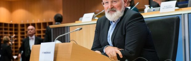 Europarlementslid stelt vragen over riante wachtgeldregeling Timmermans: ‘Verwerpelijk, verspilling en ongepast’